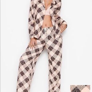 Victoria Secret PJ Set size Small
